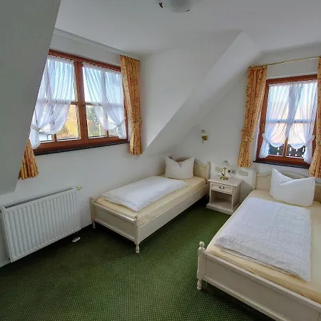 Landhausferienwohnungen Am Brockenblick Apartment